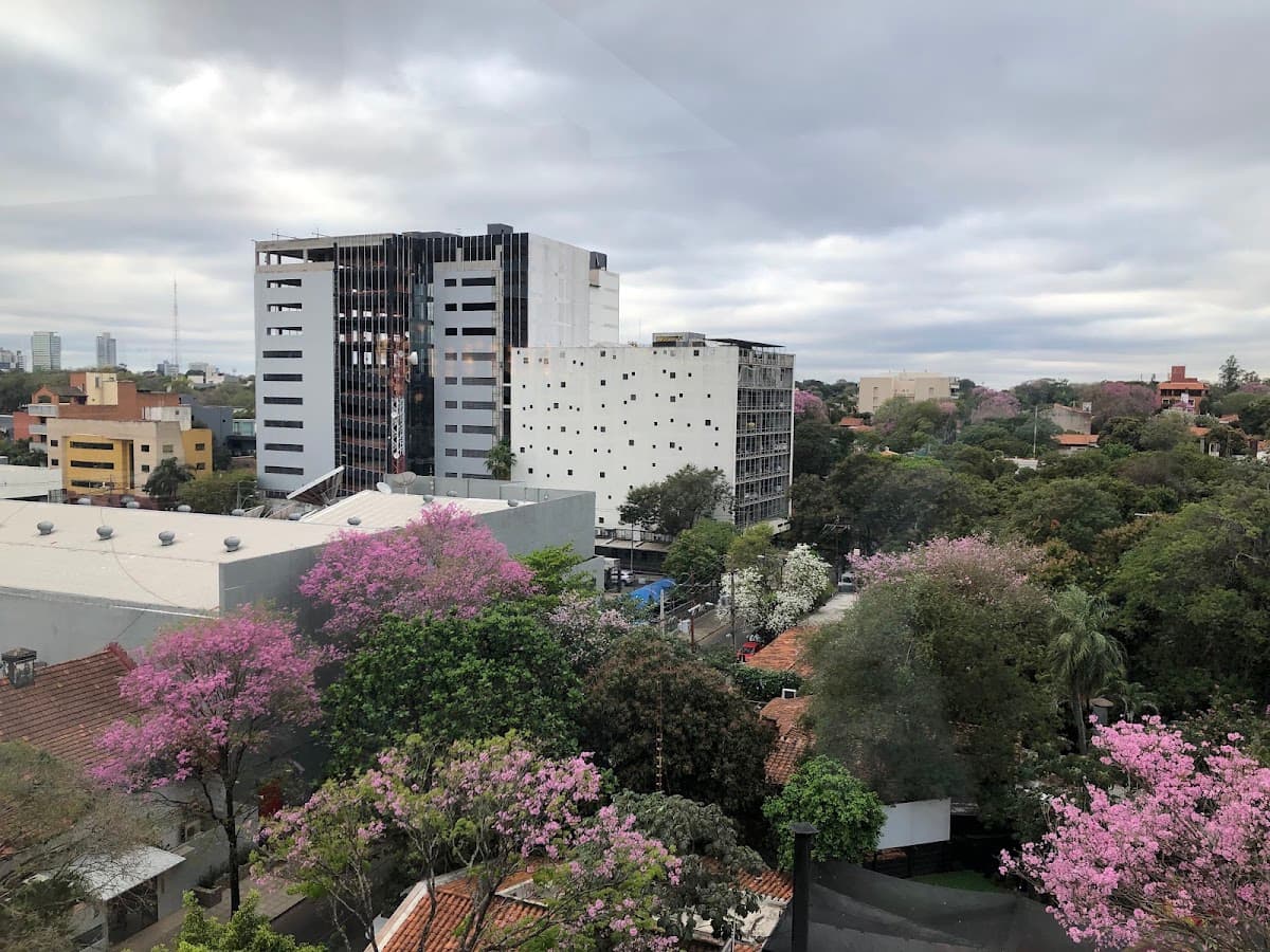 Five Hotel & Residences