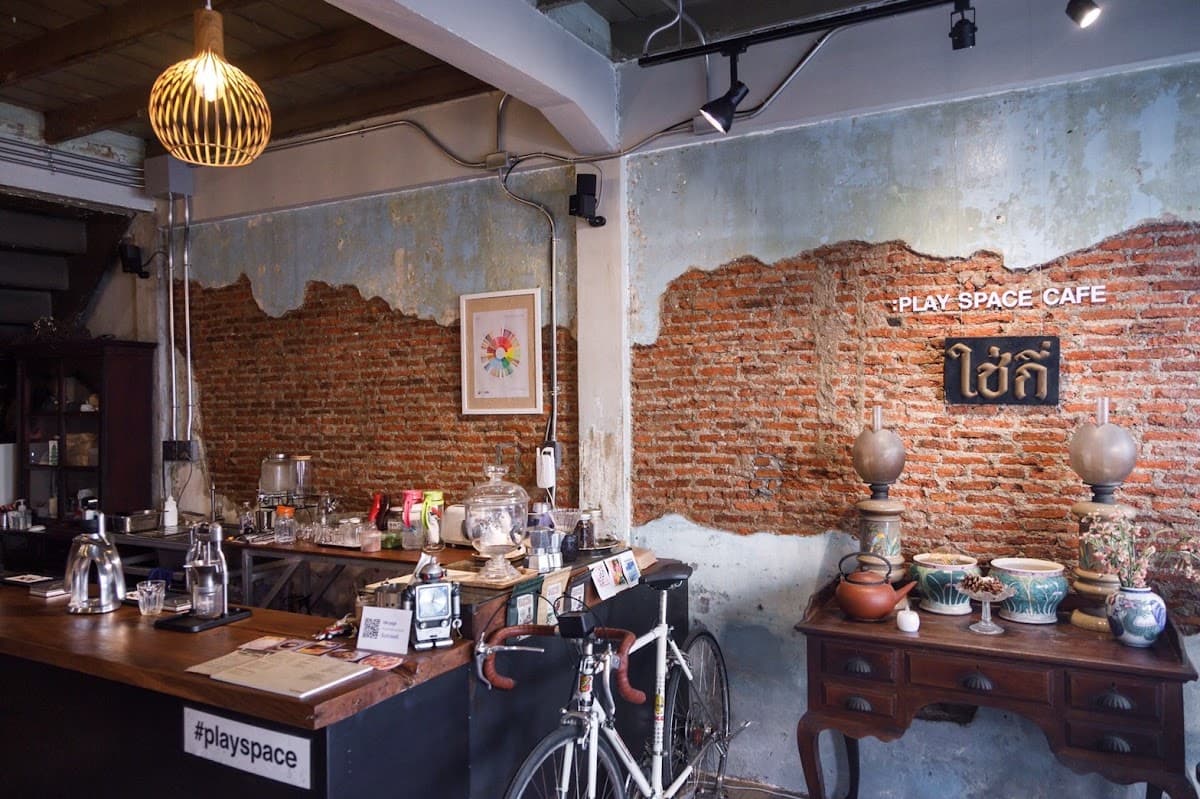 Play Space - craft coffee and bakery