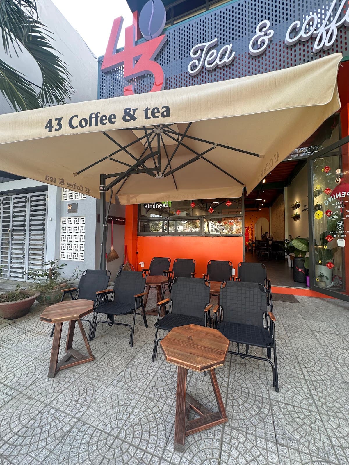 43 Tea Coffee & Working Space