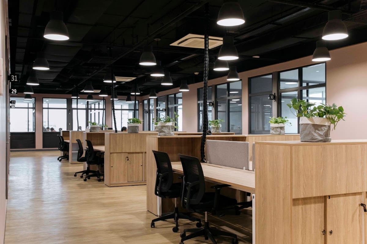 Komune Co-working, The Vertical
