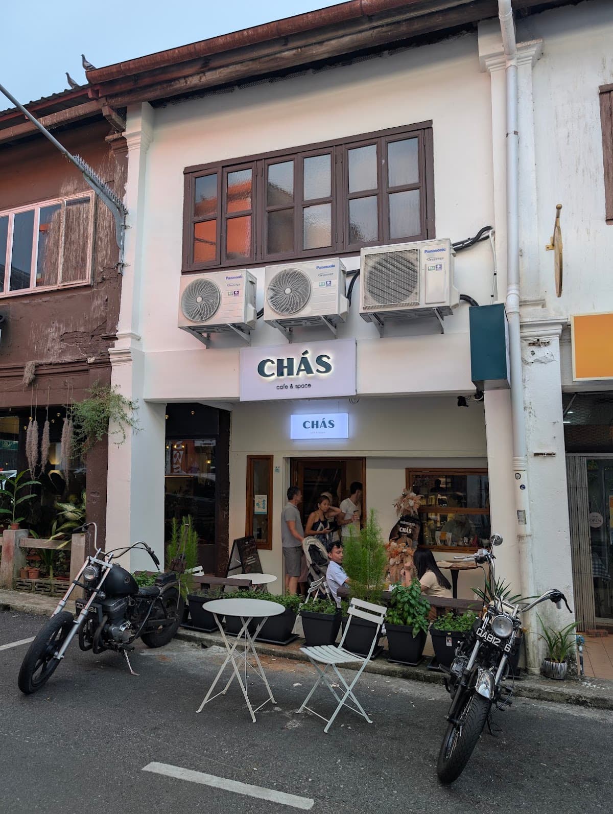 CHAS Cafe & Space