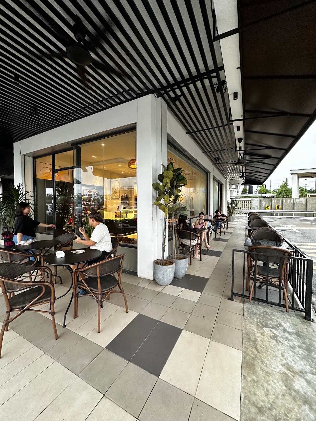 Mons Bakehouse - The Northbank