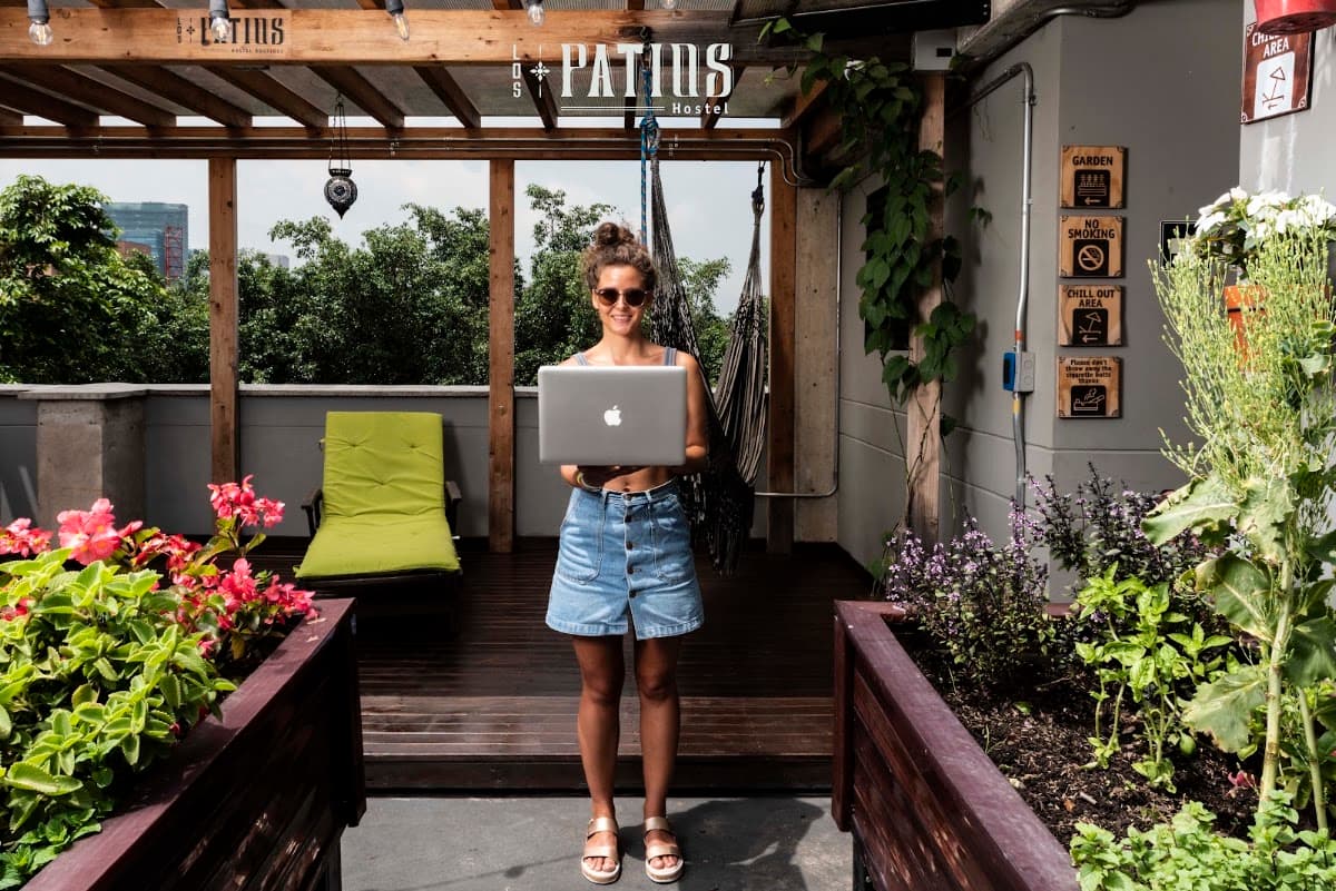 COWORK Medellin - by Los Patios Hostel