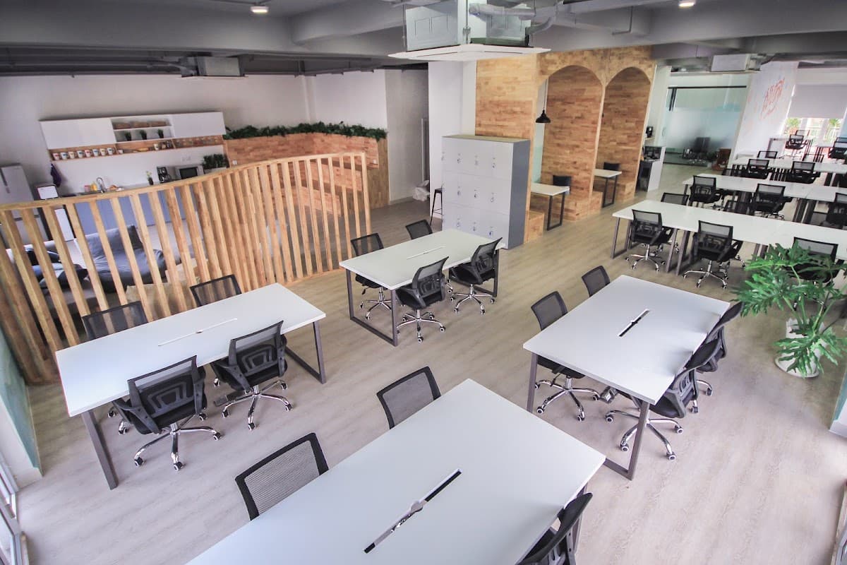 Sahaka Coworking (សហការ ខូវើកឃីង)