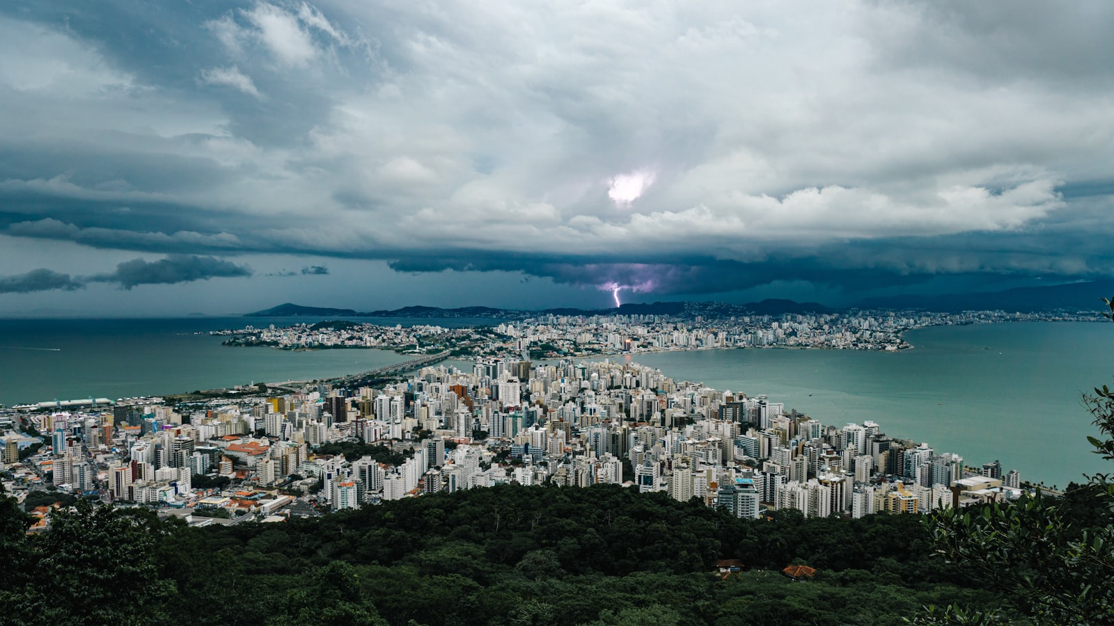 Florianópolis — nomad city